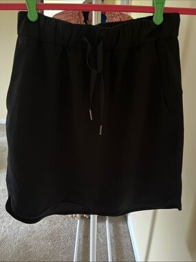 lululemon athletica Black Drawstring Waist Skirt